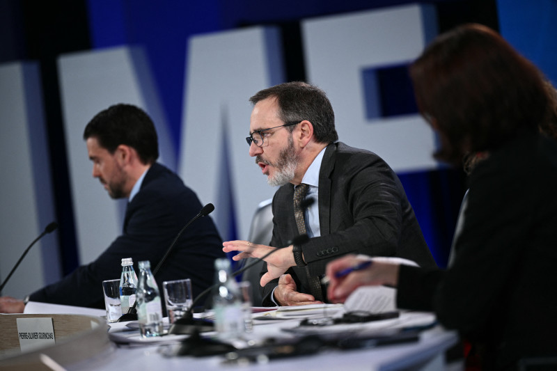 FMI eleva el crecimiento global para 2025 gracias a un "modesto" impacto comercial en EEUU FMI eleva el crecimiento global para 2025 gracias a un "modesto" impacto comercial en EEUU