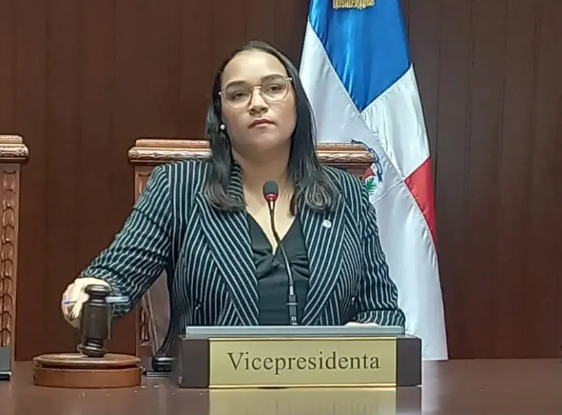 Vías tendrían los nombres de Juan Bosch y Peña Gómez